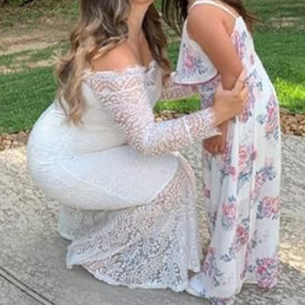Elegant White Lace Off-Shoulder wedding Dress